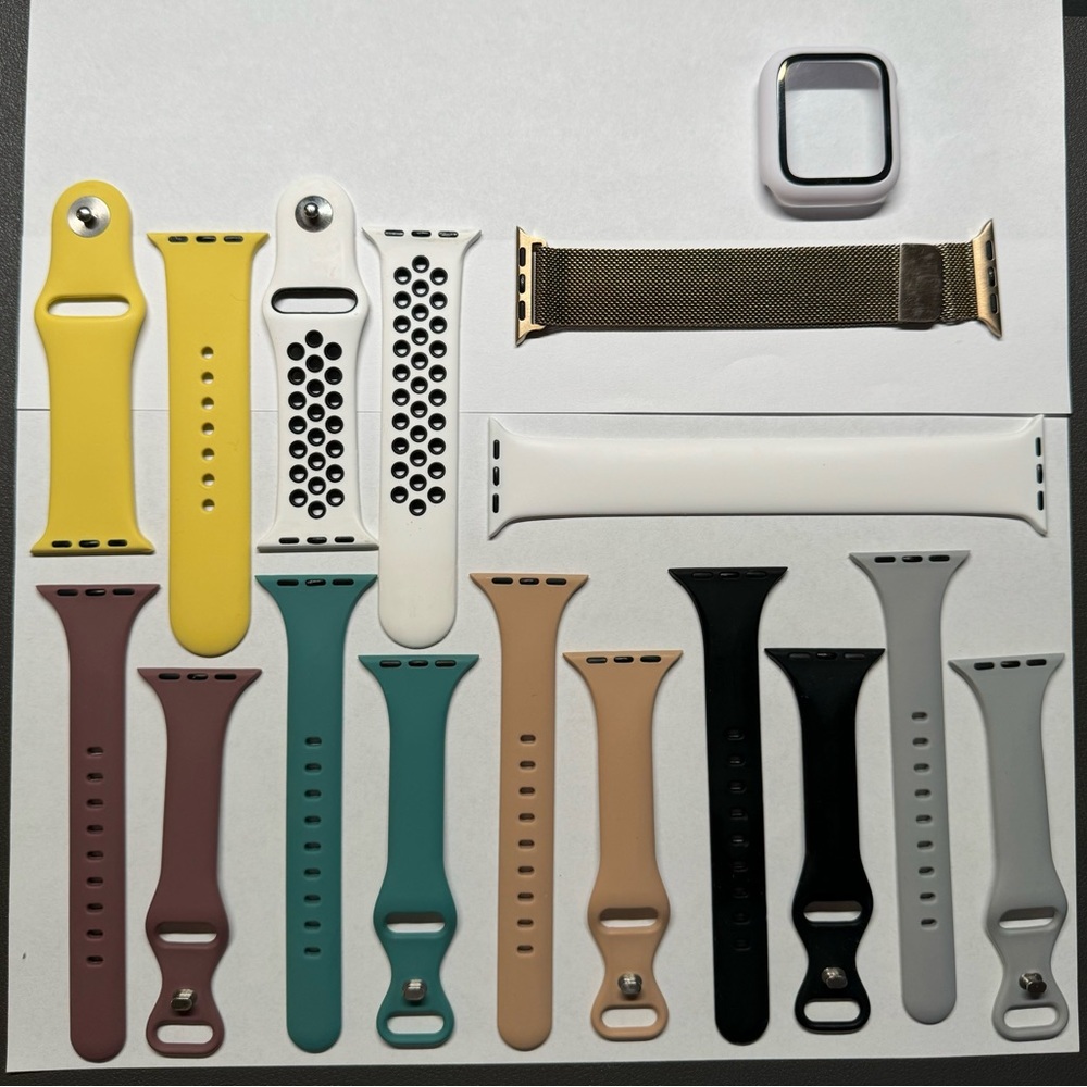 9 Apple Watch Bands (40MM)